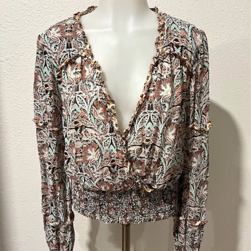 Anthropologie Printed Ruffle Crop Blouse Size Medium